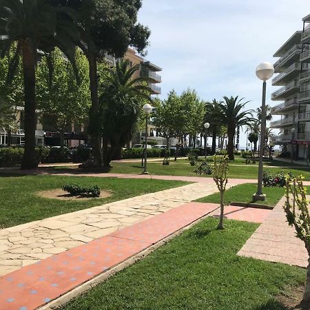 Appartement Apartamento Kristina à Salou Extérieur photo