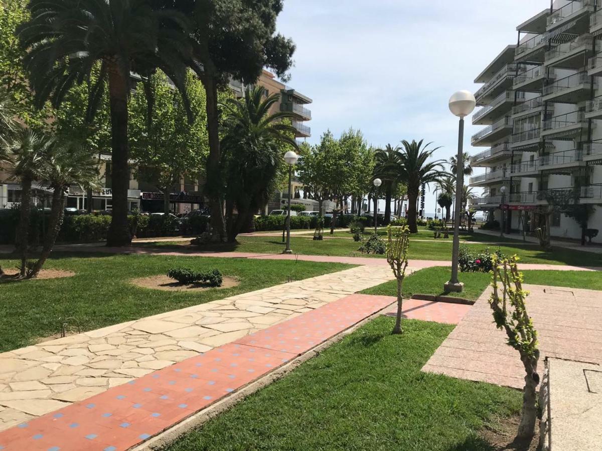 Appartement Apartamento Kristina à Salou Extérieur photo