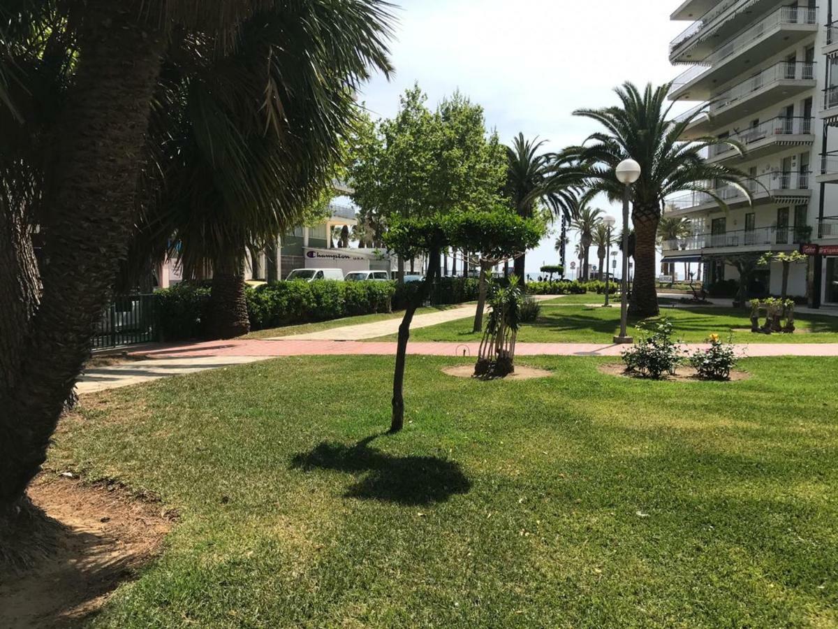 Appartement Apartamento Kristina à Salou Extérieur photo